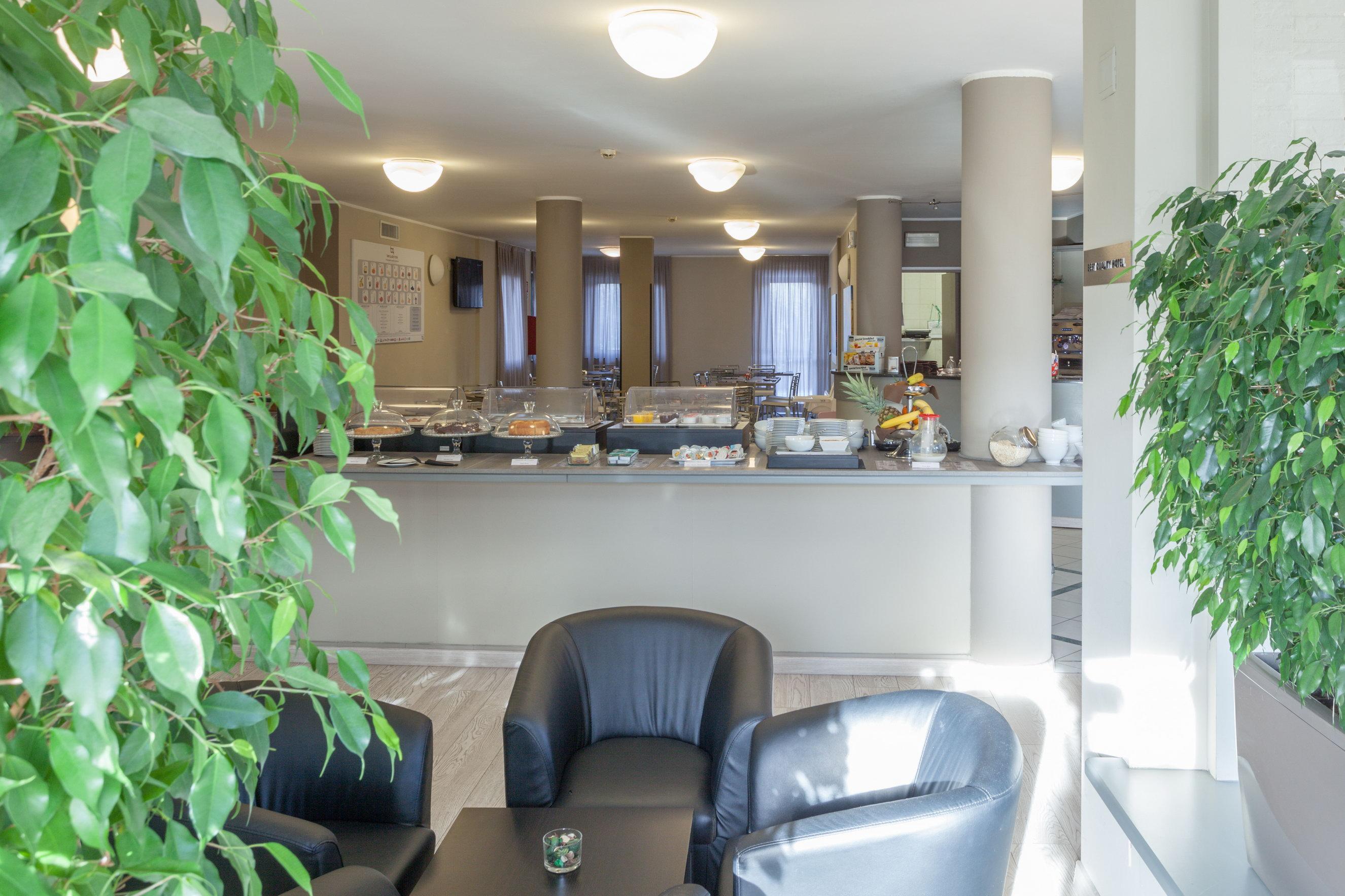 Class Hotel
